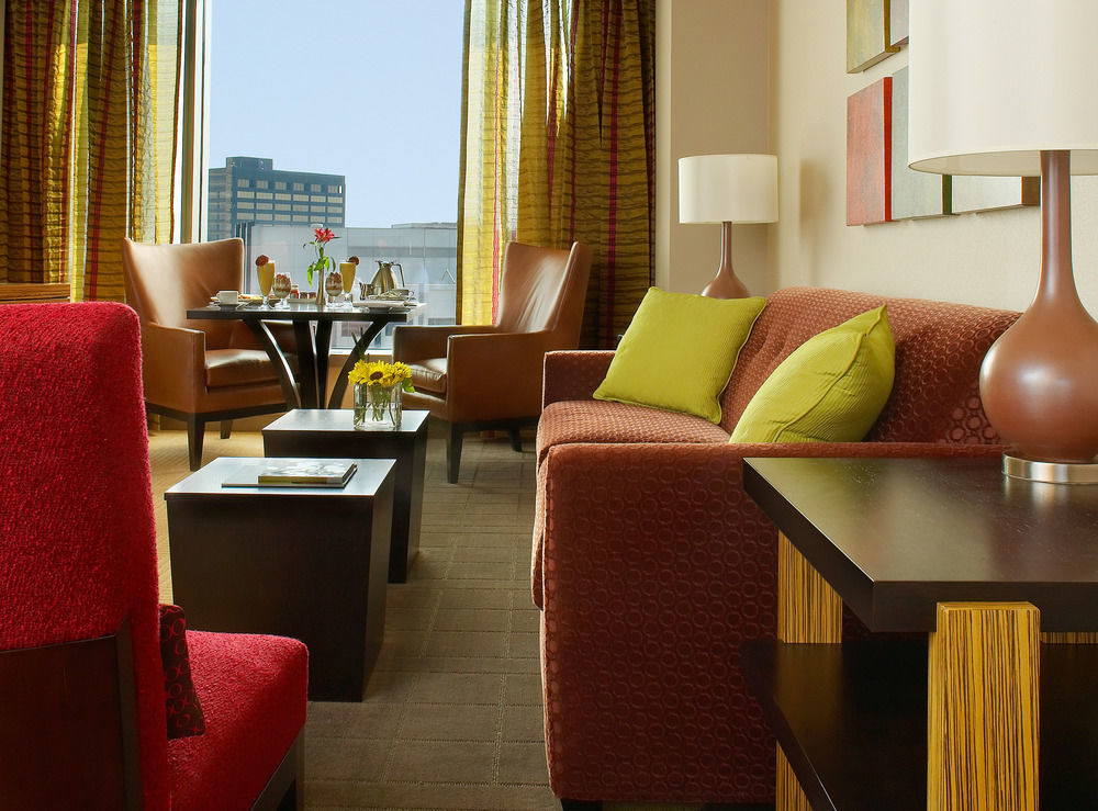 เอ็มจีเอ็ม แกรนด์ ดีทรอยต์ Hotel ภายนอก รูปภาพ