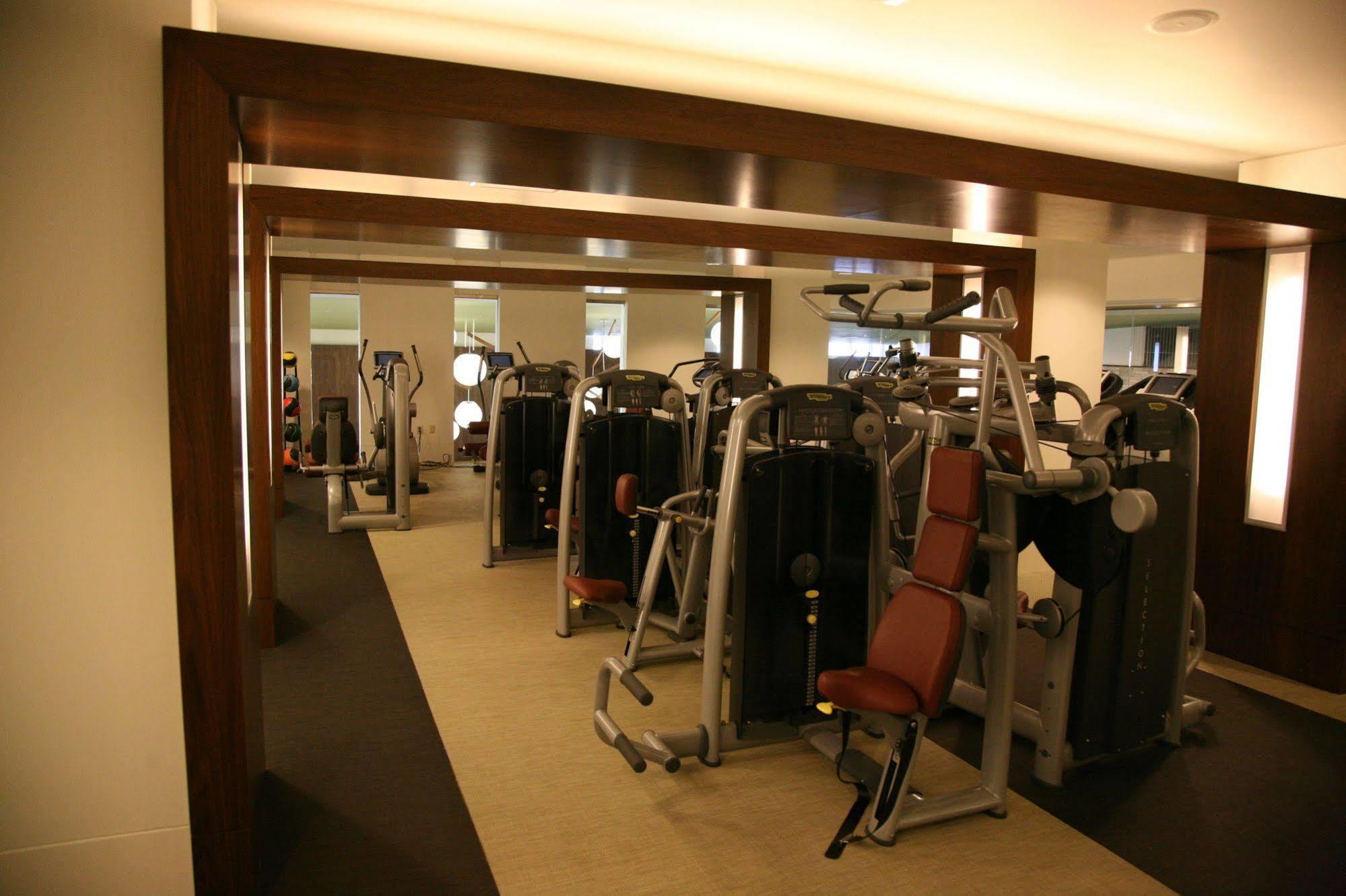 เอ็มจีเอ็ม แกรนด์ ดีทรอยต์ Hotel ภายนอก รูปภาพ